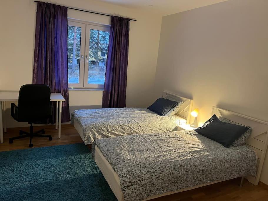 Beautiful Terraced House With Private Parking Sandviken Exterior foto